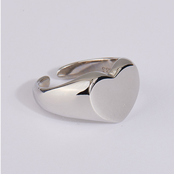 Bold Heart Ring